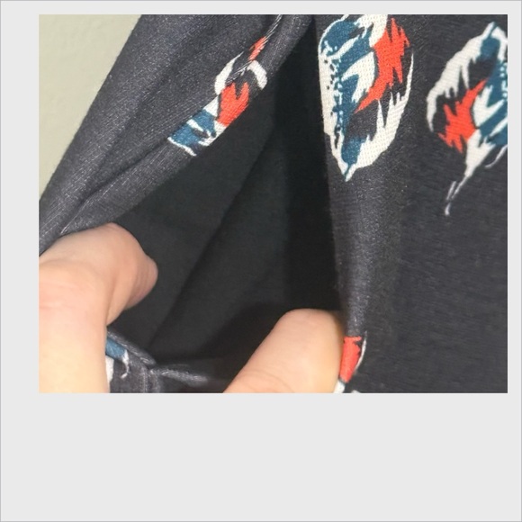 🏷️🪶 NWT Maison & Jules Feather Print Cross Front Dress Size Small - Picture 6 of 6